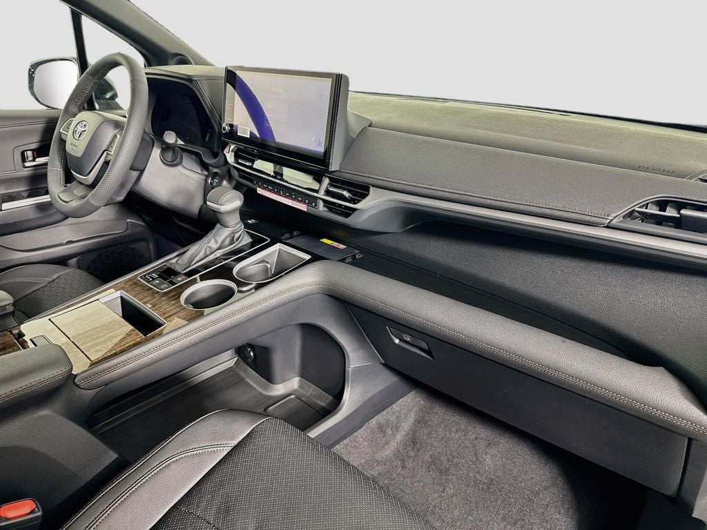 2026 Toyota Sienna Limited 7 Passenger