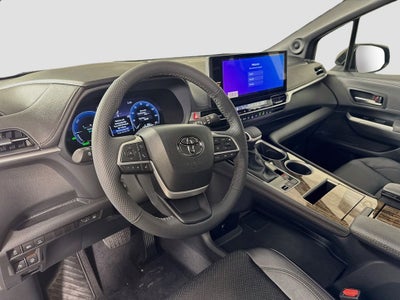 2026 Toyota Sienna Limited 7 Passenger
