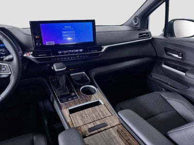 2026 Toyota Sienna Limited 7 Passenger
