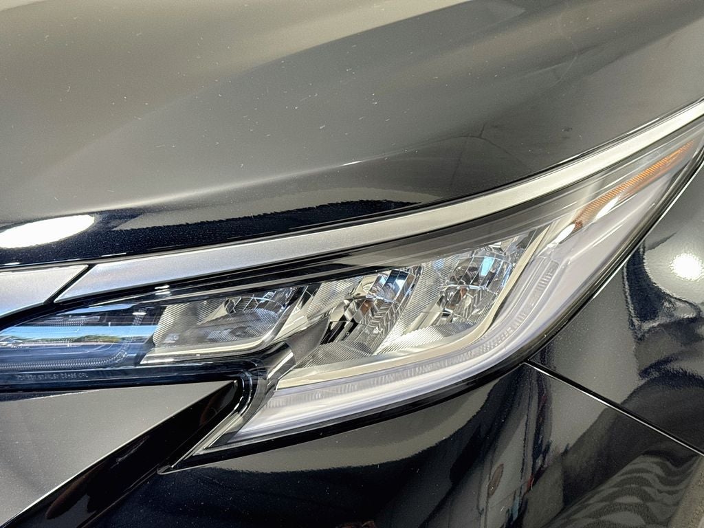 2026 Toyota Sienna Limited 7 Passenger