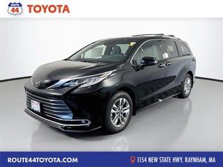 2026 Toyota Sienna Limited 7 Passenger