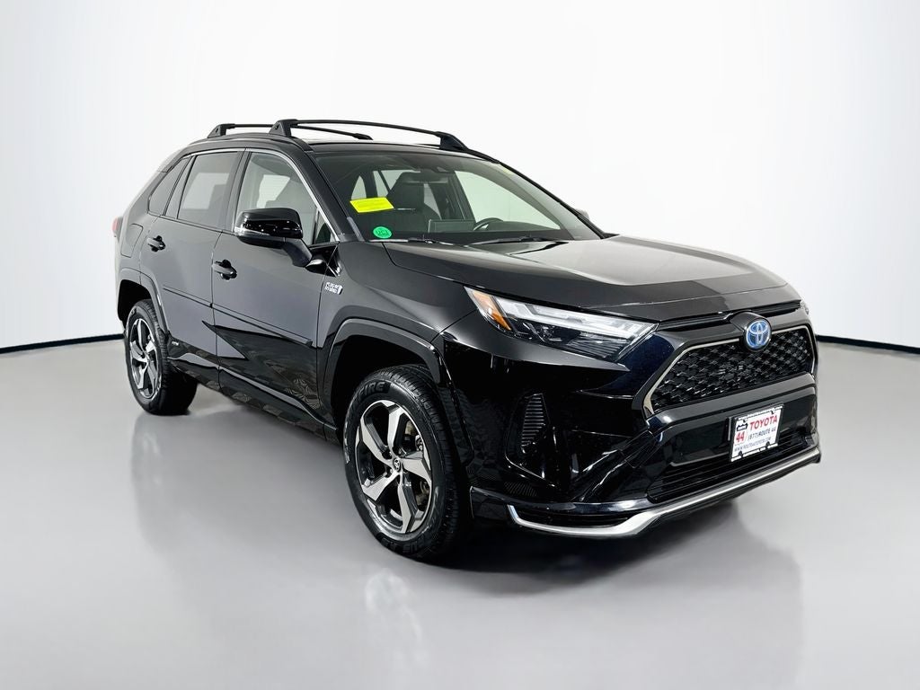 2024 Toyota RAV4 Prime SE