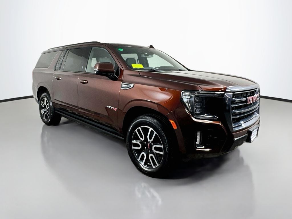 2022 GMC Yukon XL AT4