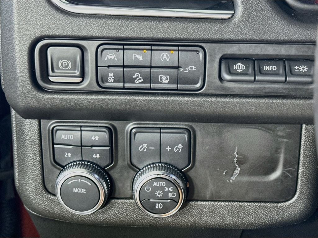 2022 GMC Yukon XL AT4