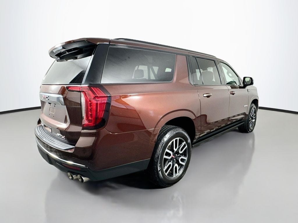 2022 GMC Yukon XL AT4