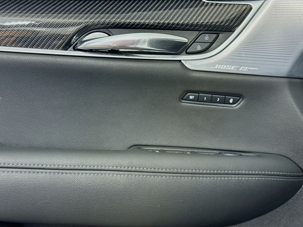 2024 Cadillac XT6 Sport