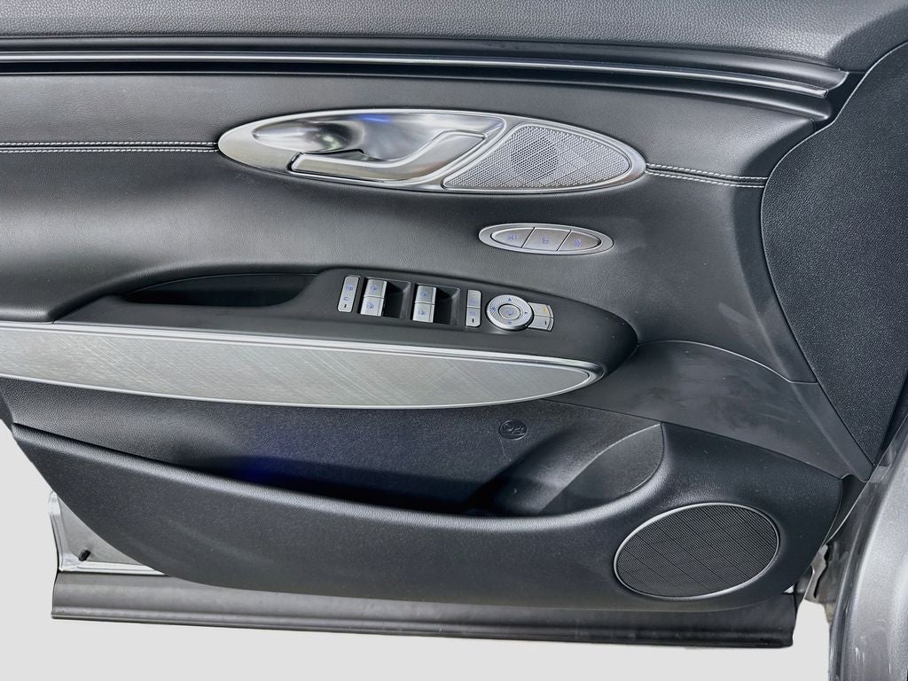 2023 Genesis Electrified GV70 Advanced