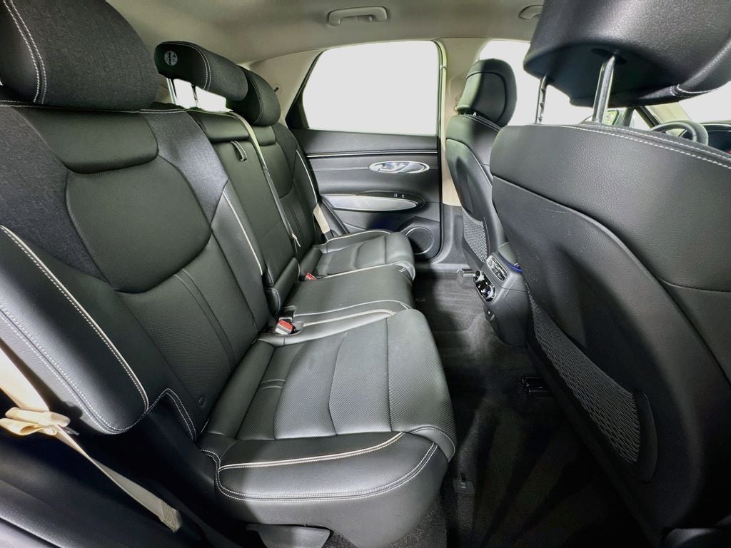 2023 Genesis Electrified GV70 Advanced