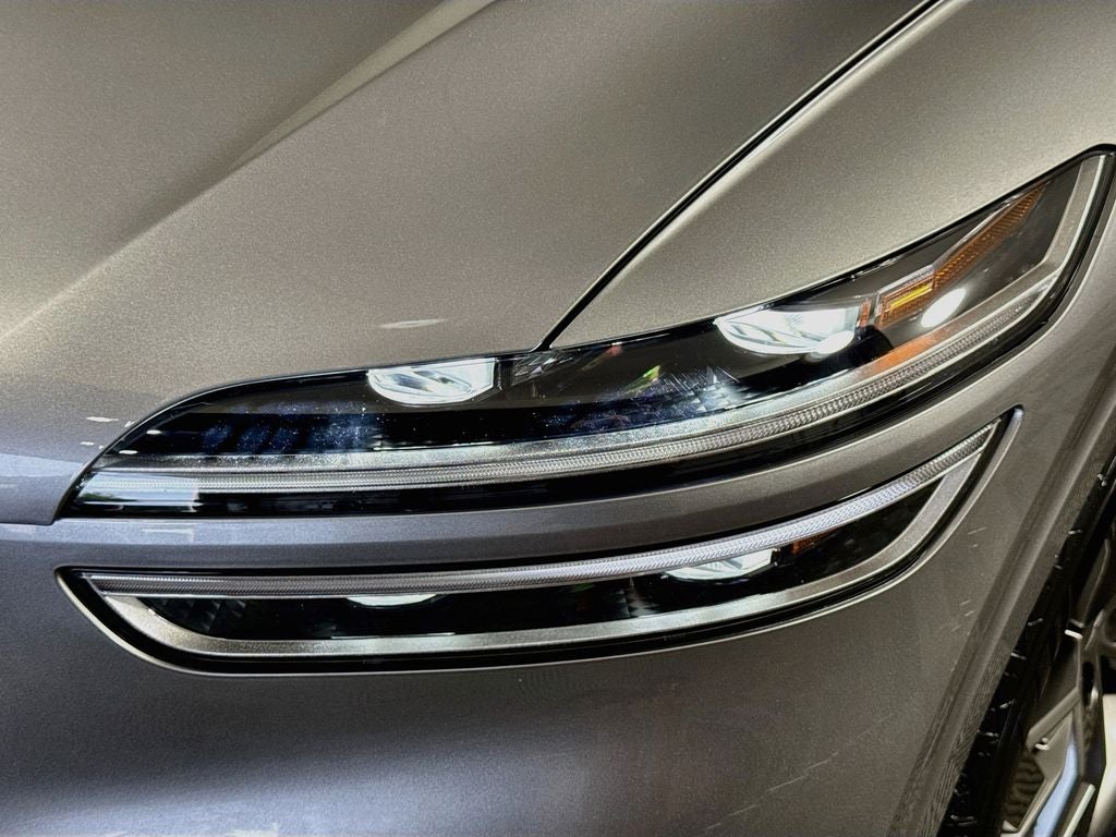 2023 Genesis Electrified GV70 Advanced