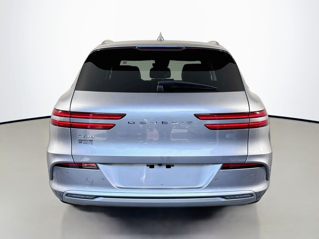 2023 Genesis Electrified GV70 Advanced