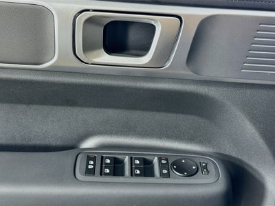 2027 Hyundai Santa Fe SE