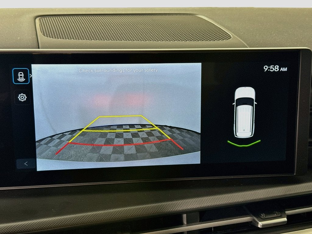 2027 Hyundai Santa Fe SE