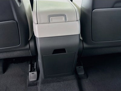 2027 Hyundai Santa Fe SE