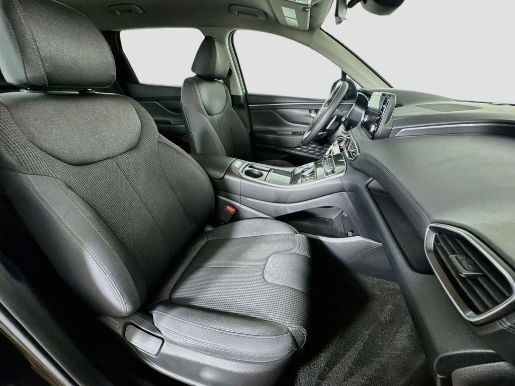 2021 Hyundai Santa Fe SE