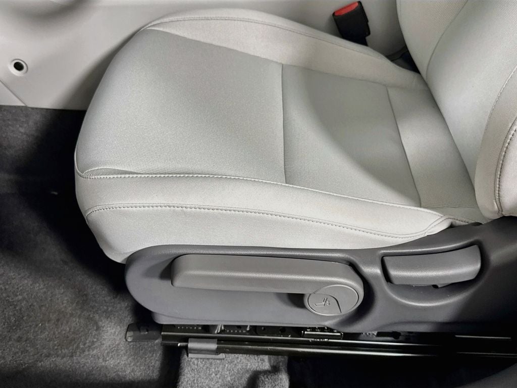 2027 Hyundai Kona SE