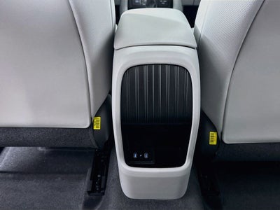 2027 Hyundai Kona SE