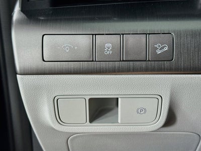 2027 Hyundai Kona SE