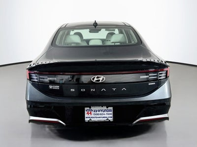 2026 Hyundai Sonata Hybrid Limited