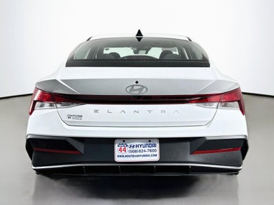 2026 Hyundai Elantra SE