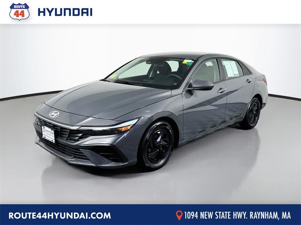 2024 Hyundai Elantra SE