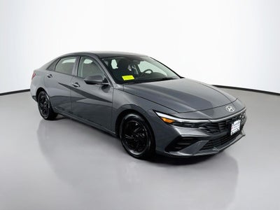 2024 Hyundai Elantra SE