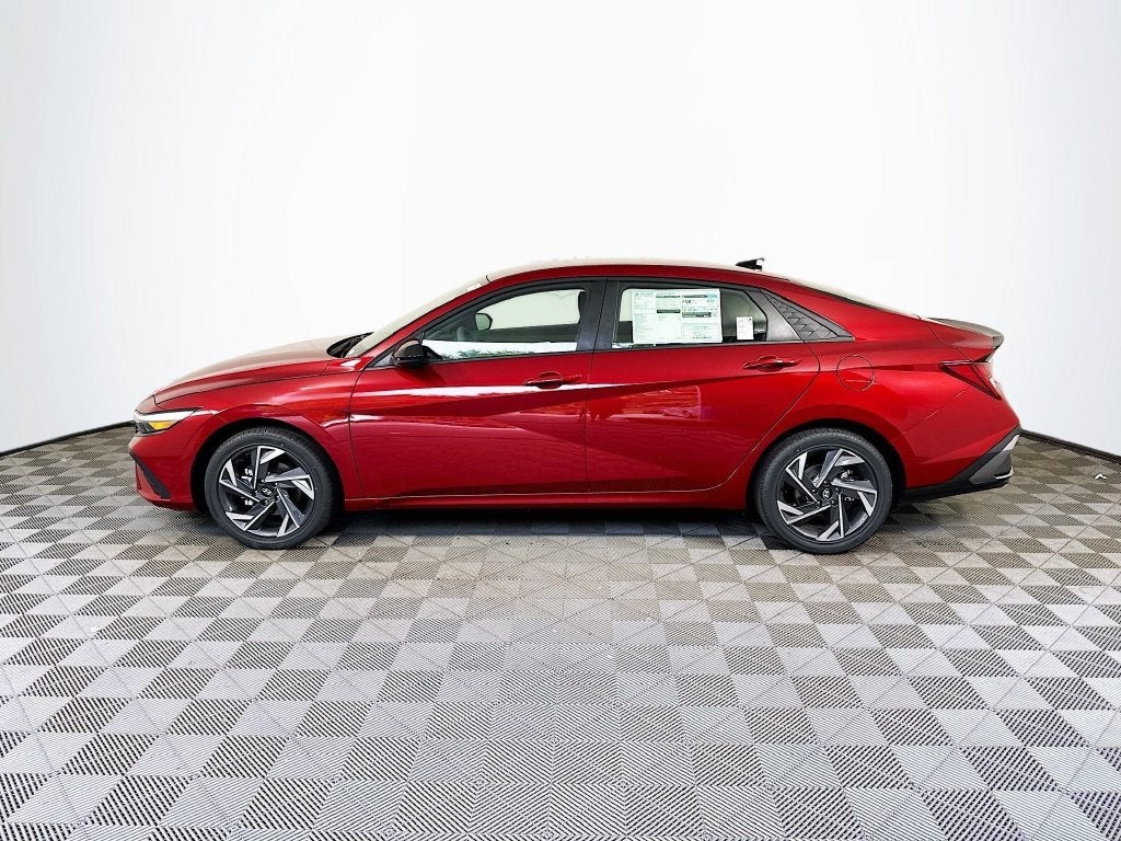 2025 Hyundai Elantra Hybrid SEL Sport
