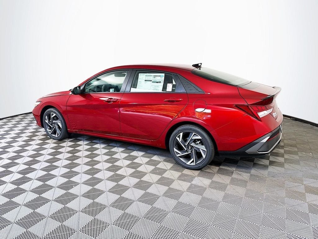 2025 Hyundai Elantra Hybrid SEL Sport