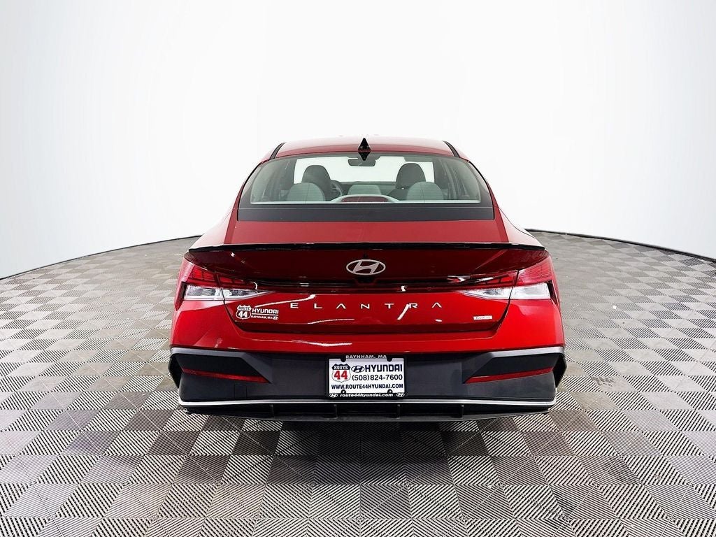 2025 Hyundai Elantra Hybrid SEL Sport