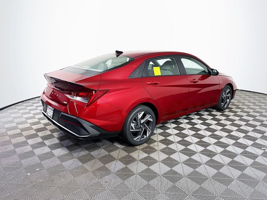 2025 Hyundai Elantra Hybrid SEL Sport
