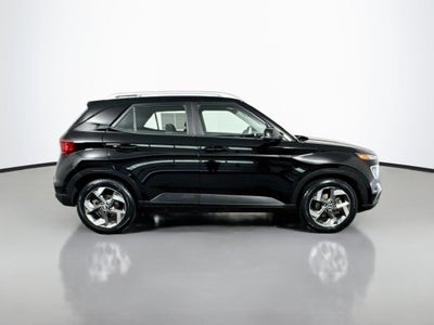 2022 Hyundai Venue SEL