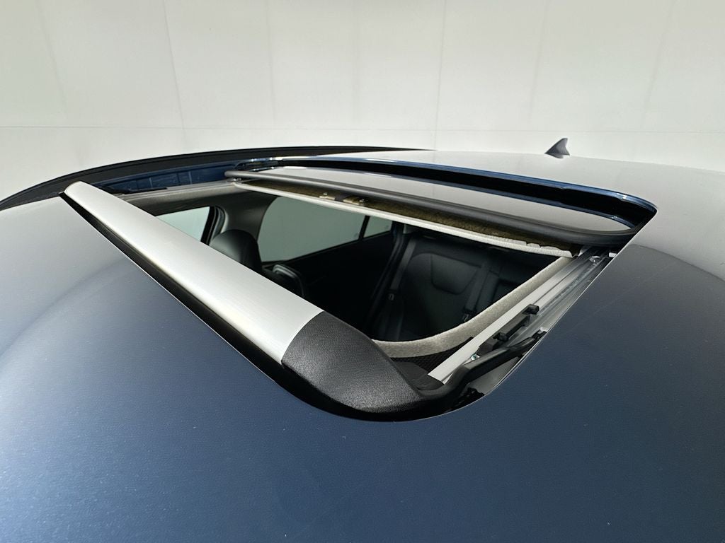 2023 Kia Niro Plug-In Hybrid SX