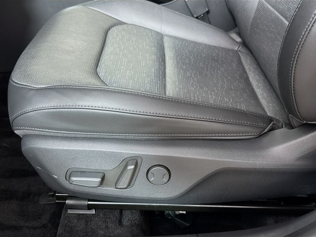 2023 Kia Niro Plug-In Hybrid SX