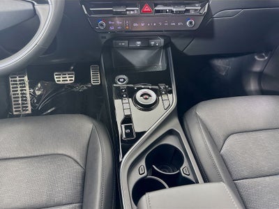 2023 Kia Niro Plug-In Hybrid SX