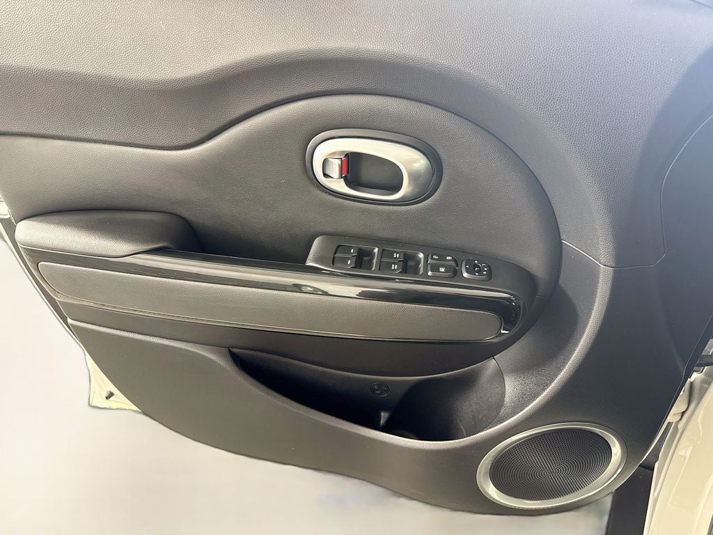 2016 Kia Soul Exclaim